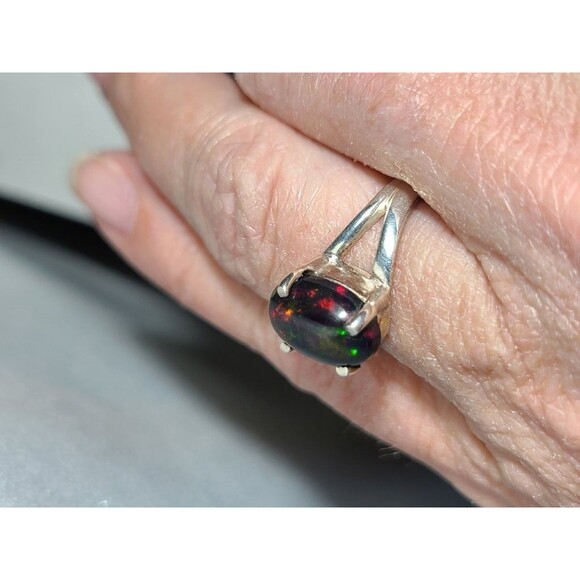 Sterling Silver Black Opal Ring Size 5.25 Prong Set Oval Gemstone Jewelry - Picture 7 of 12
